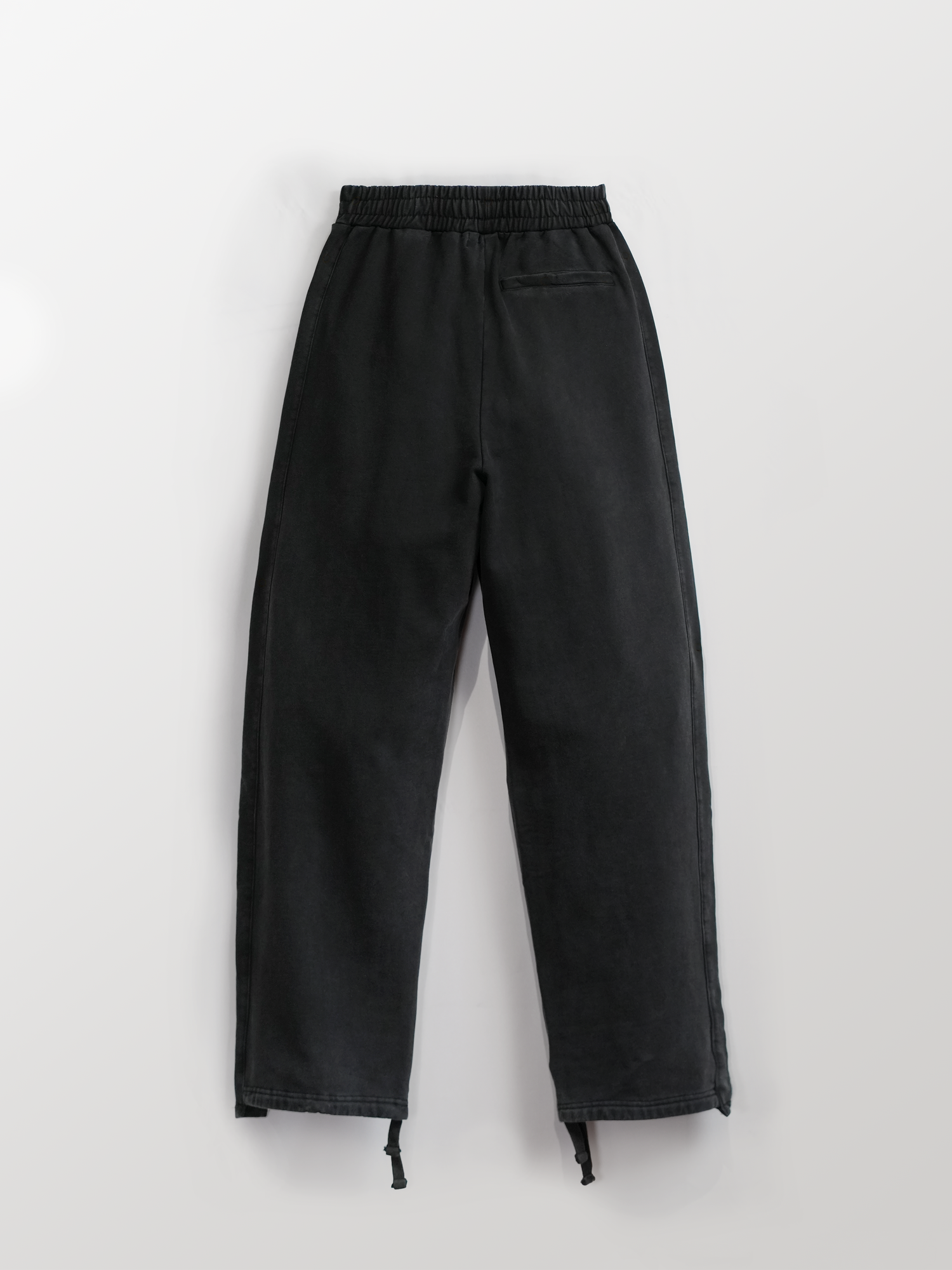 DART SWEAT PANTS [RINSED BLACK]